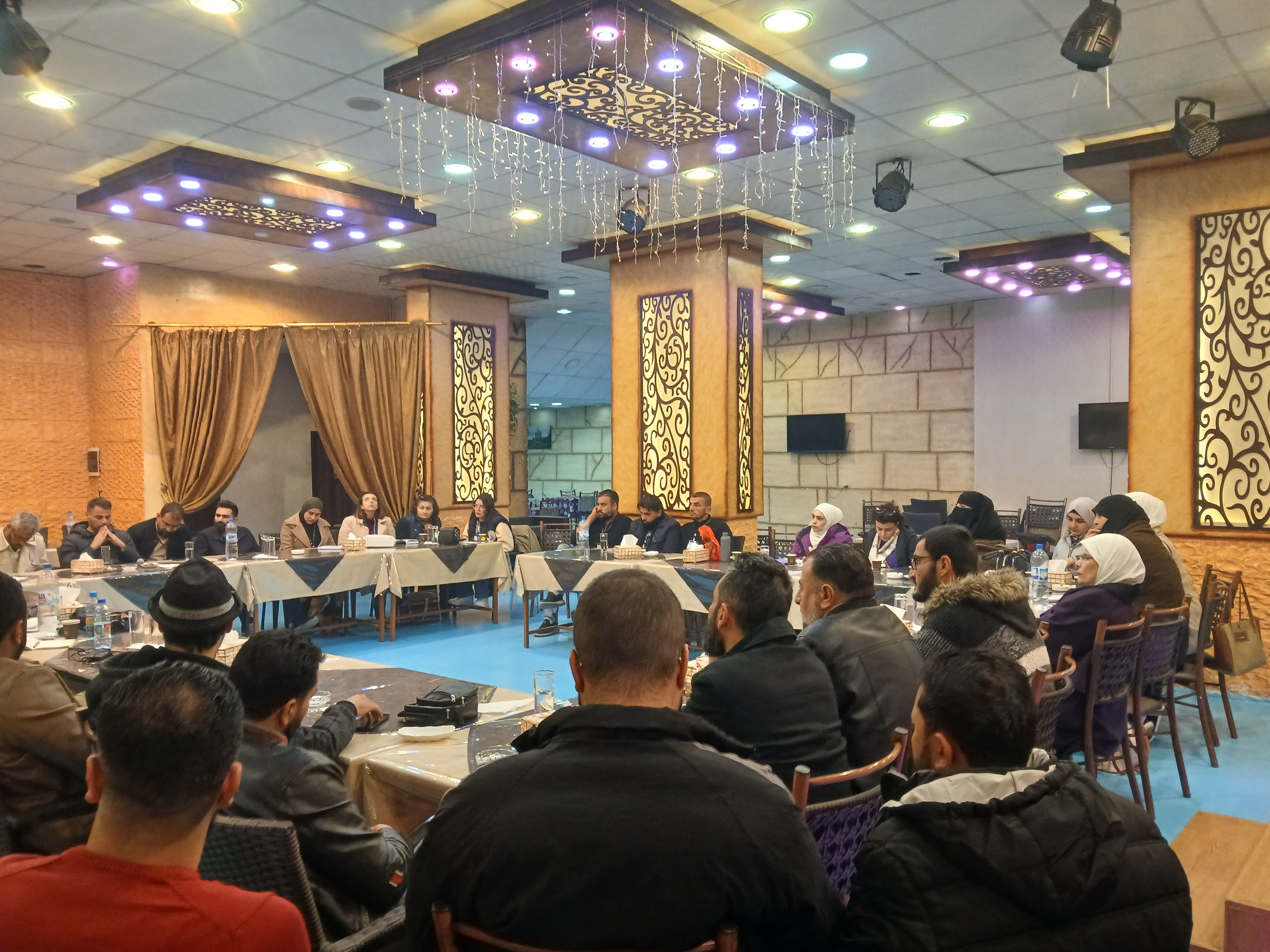 حوارات مع المجتمع المدني و المحلي